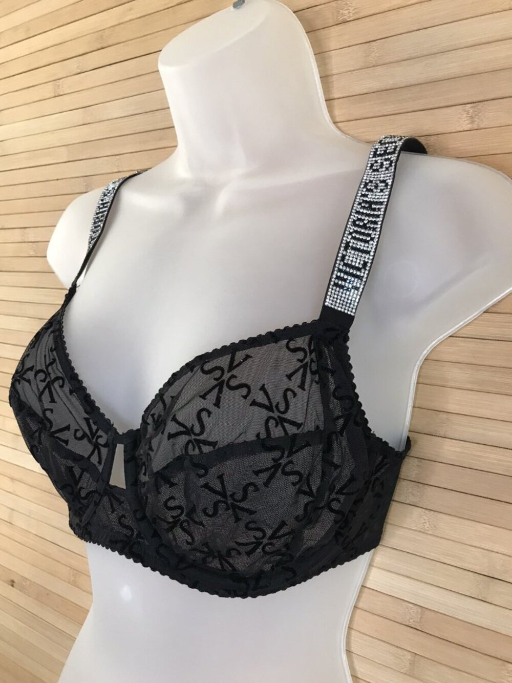 VICTORIA'S SECRET Sexy 34DD BRA RHINESTONE BLING VS logo cup